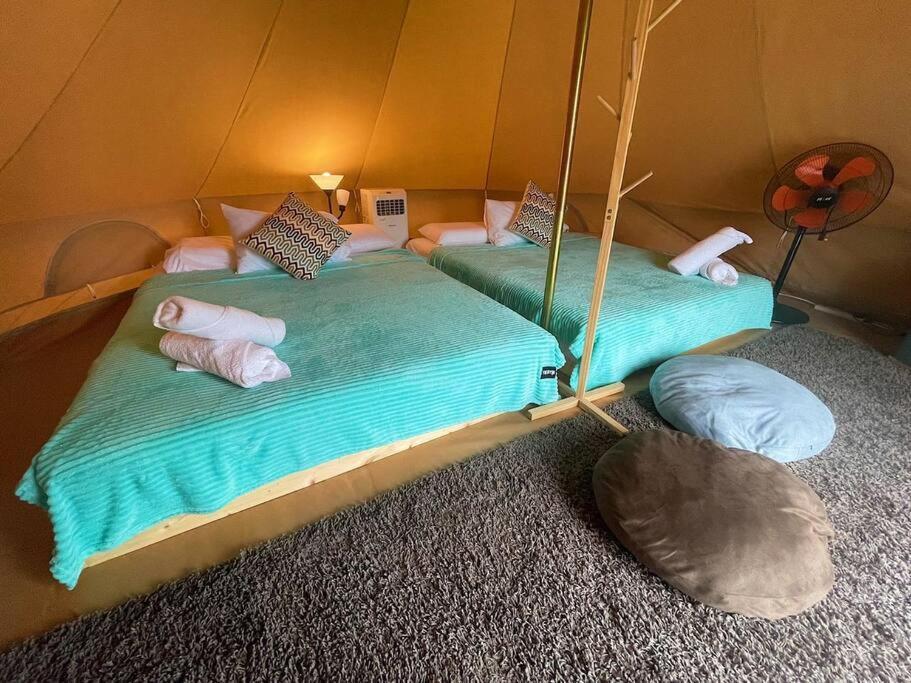 Rembulan Escape Bell Tent 1 Kampung Penarik Kültér fotó